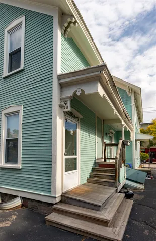 15 North Winooski Avenue Burlington VT 05401
