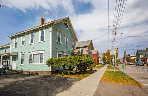 15 North Winooski Avenue Burlington VT 05401