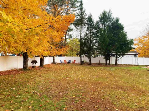 5 Brookside Drive Plymouth NH 03264