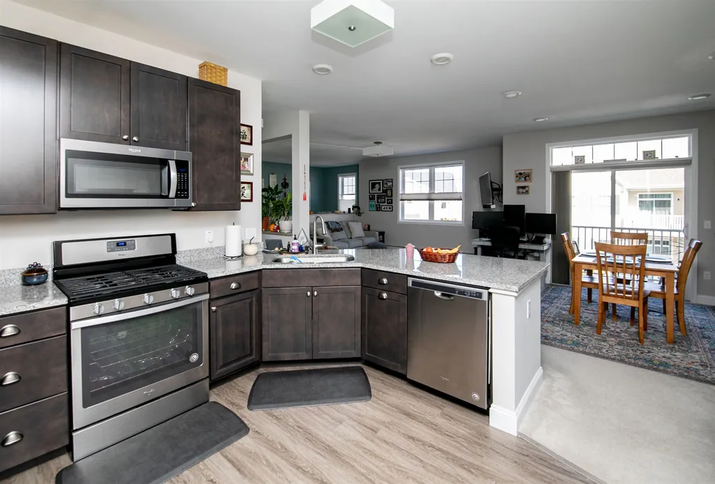 27 Kettle Pond Lane Williston VT 05495