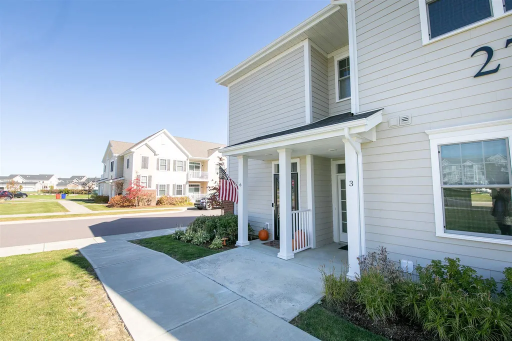 27 Kettle Pond Lane Williston VT 05495