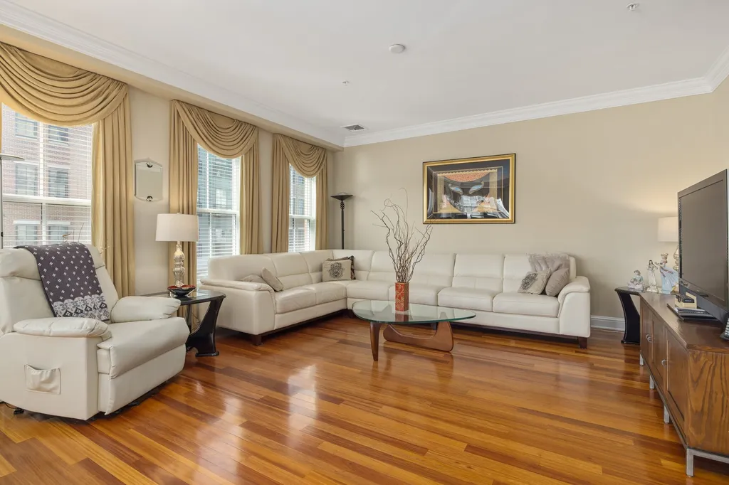 77 Hanover Street Portsmouth NH 03801