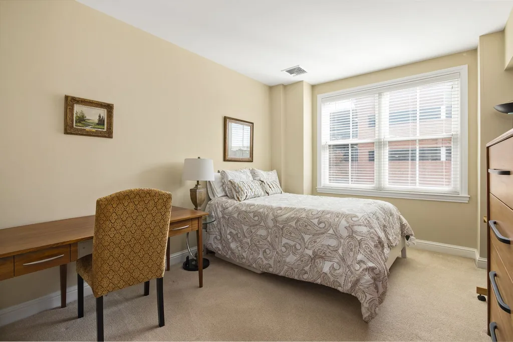 77 Hanover Street Portsmouth NH 03801