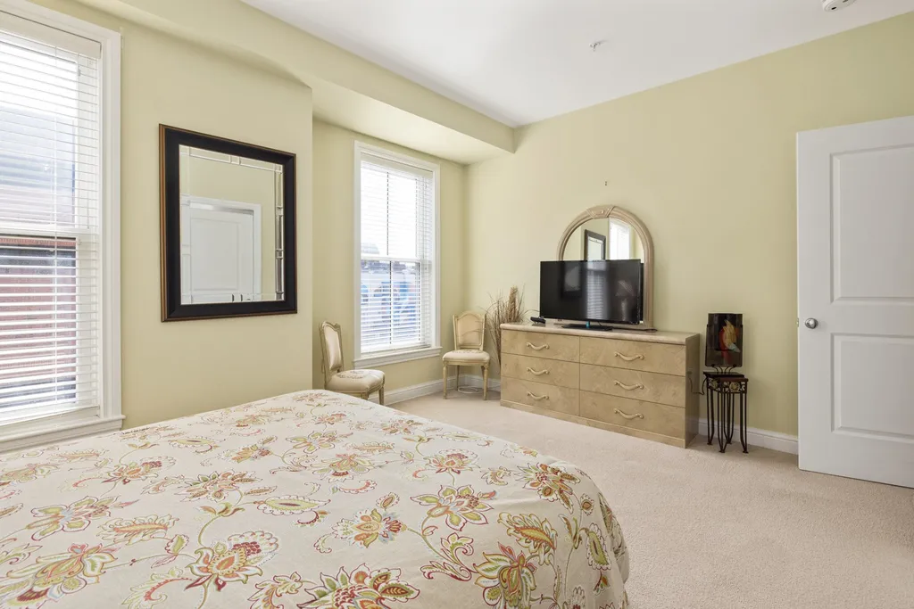 77 Hanover Street Portsmouth NH 03801