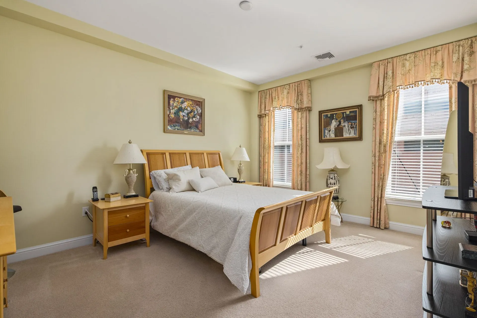 77 Hanover Street Portsmouth NH 03801