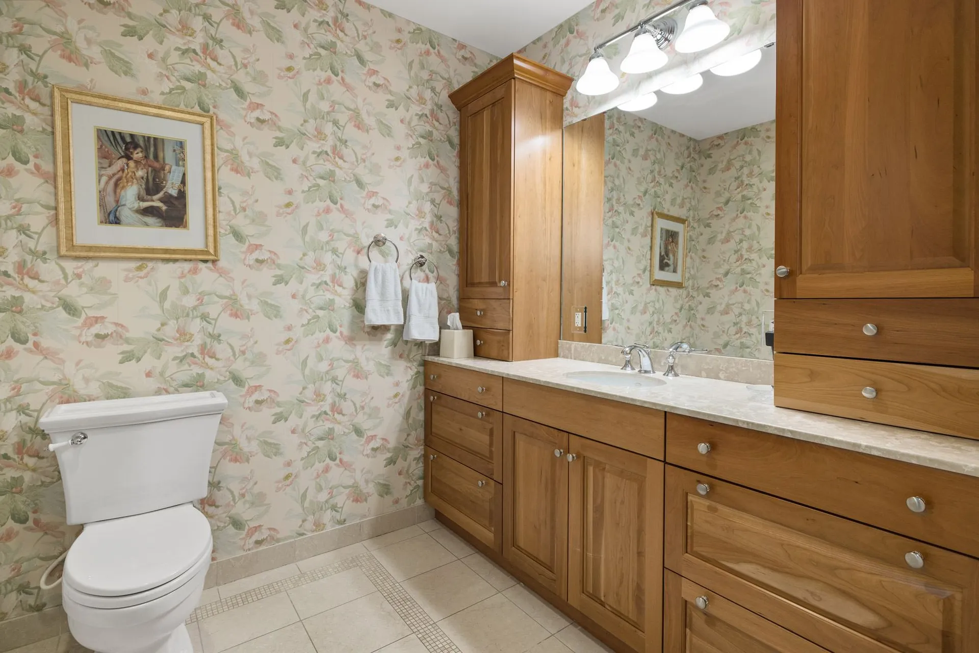 77 Hanover Street Portsmouth NH 03801