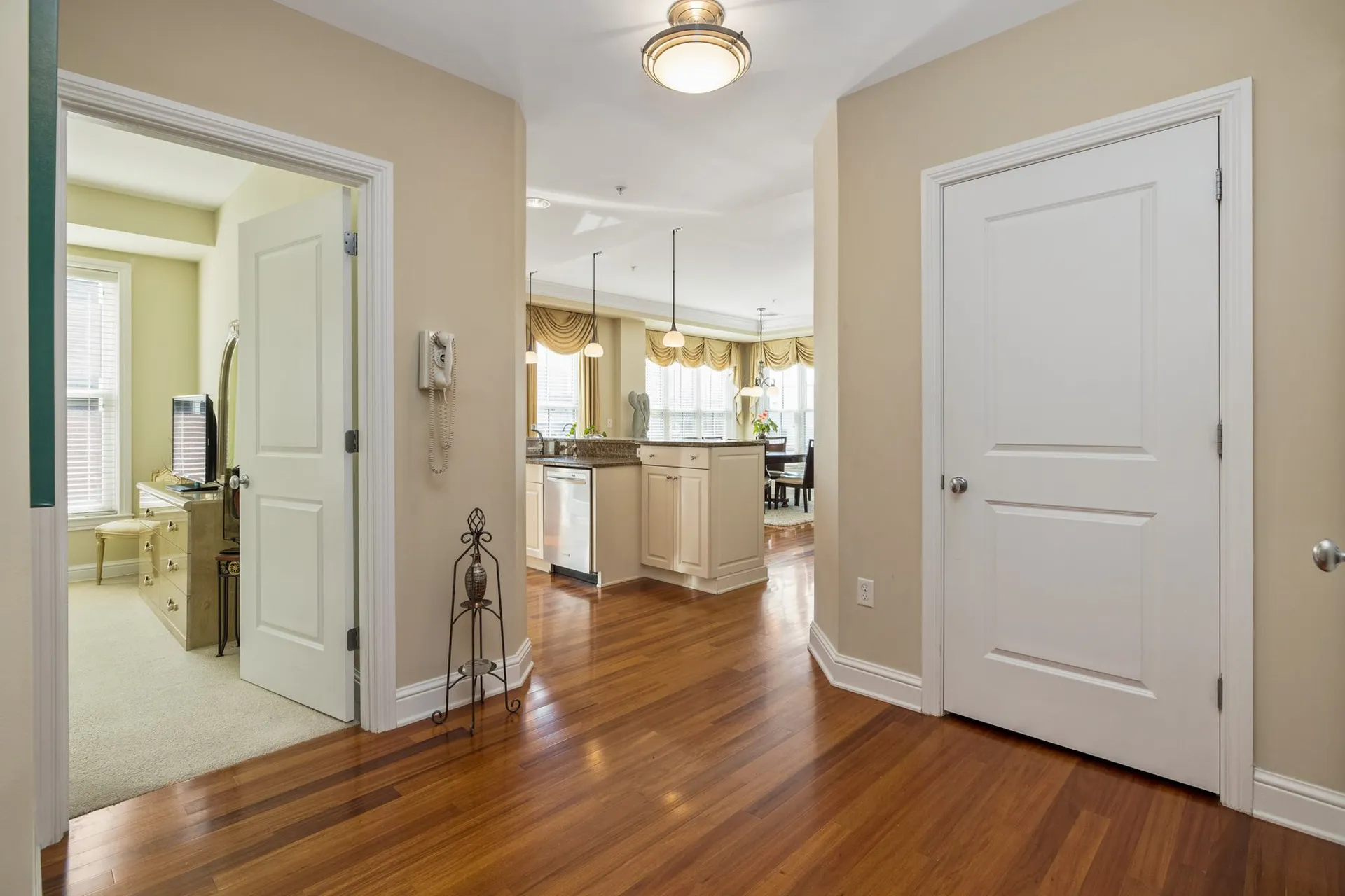 77 Hanover Street Portsmouth NH 03801