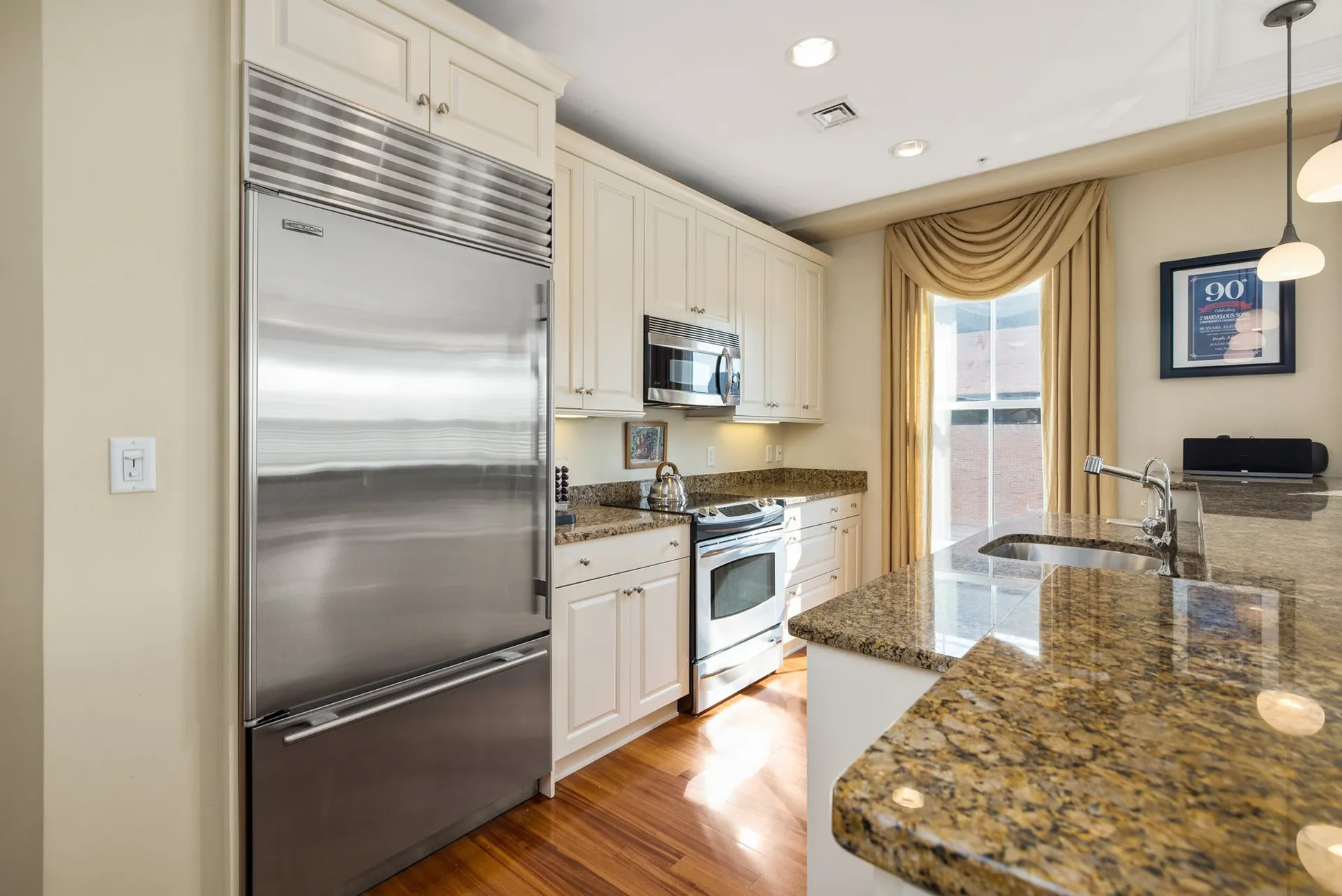 77 Hanover Street Portsmouth NH 03801