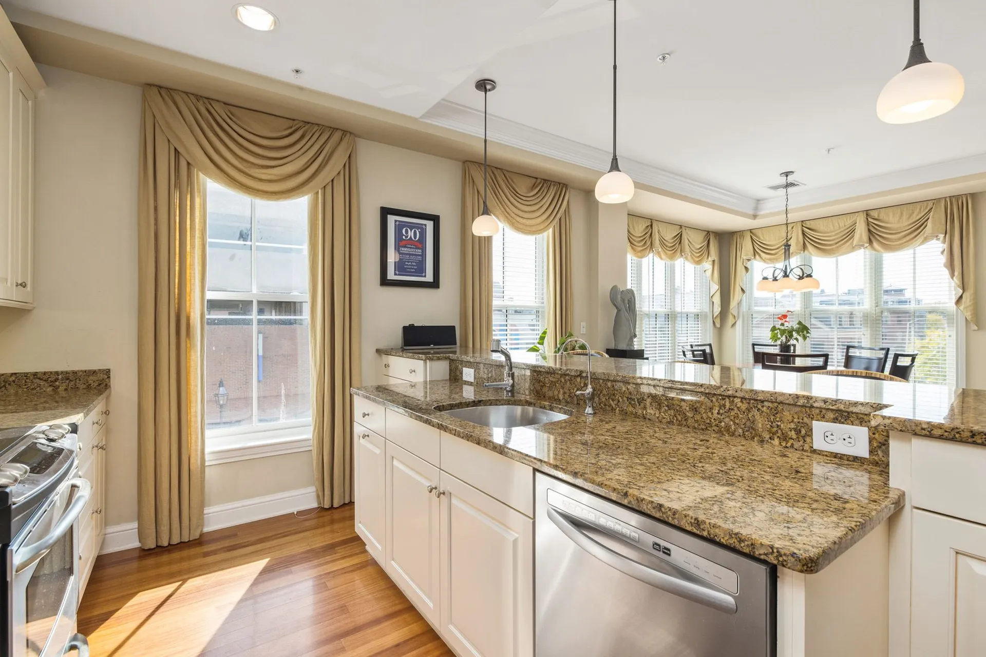 77 Hanover Street Portsmouth NH 03801