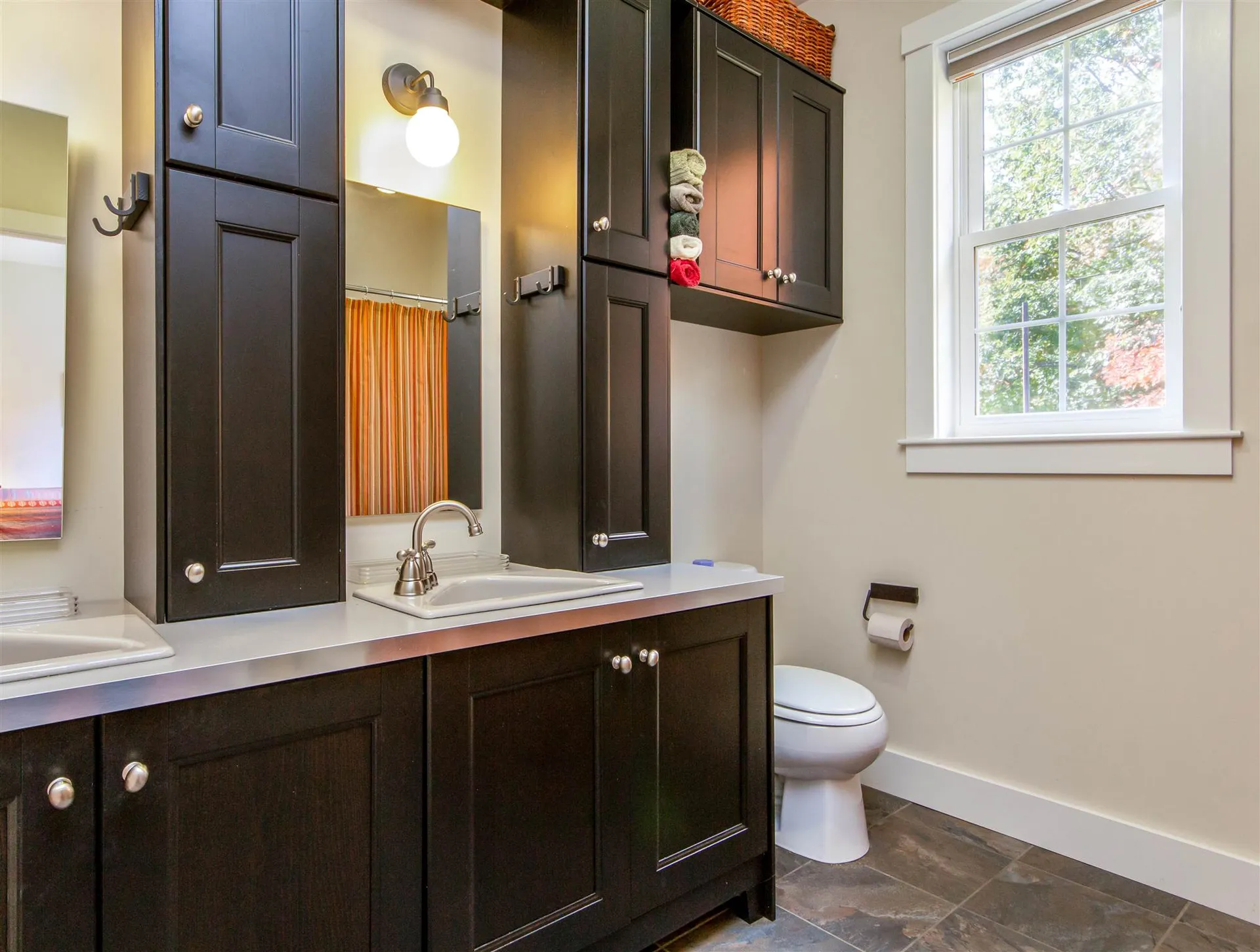 25 Logan Court Shelburne VT 05482