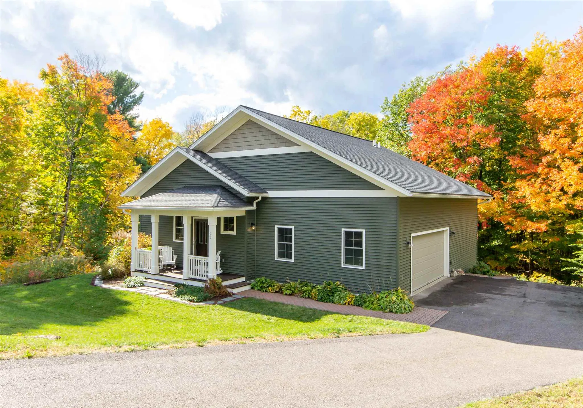 25 Logan Court Shelburne VT 05482