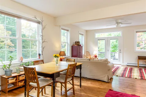 25 Logan Court Shelburne VT 05482