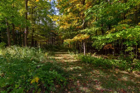 25 Logan Court Shelburne VT 05482