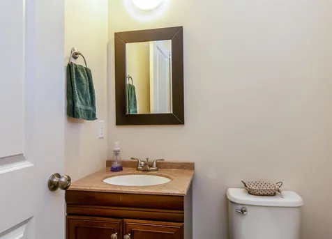 25 Logan Court Shelburne VT 05482