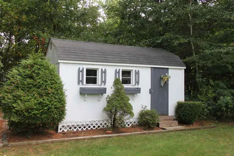 72 Mountain Road Concord NH 03301