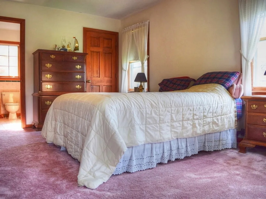 18 Woods End Drive Essex VT 05452