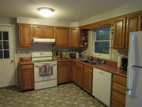 22 Shaker Farm Road S Marlborough NH 03455