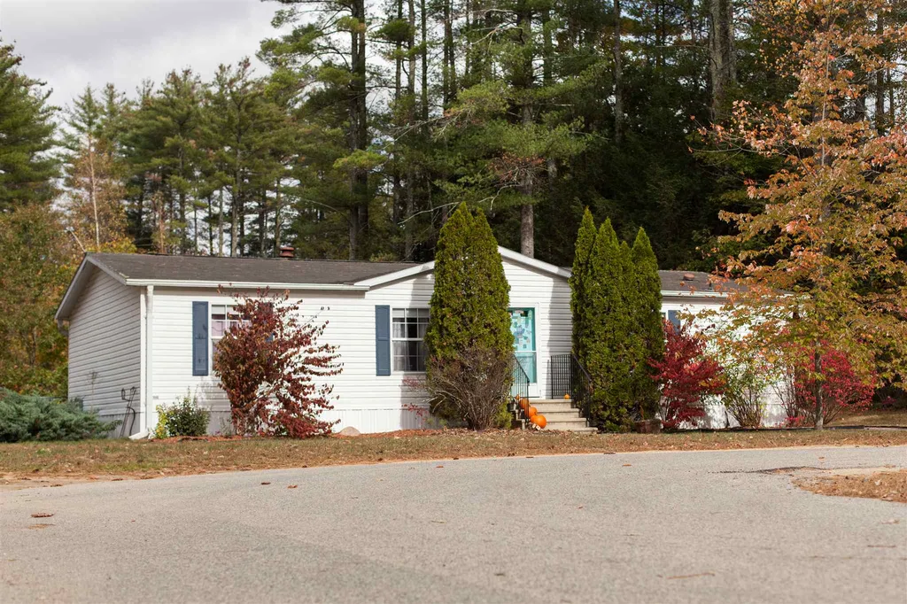 59 Third Street Barrington NH 03825