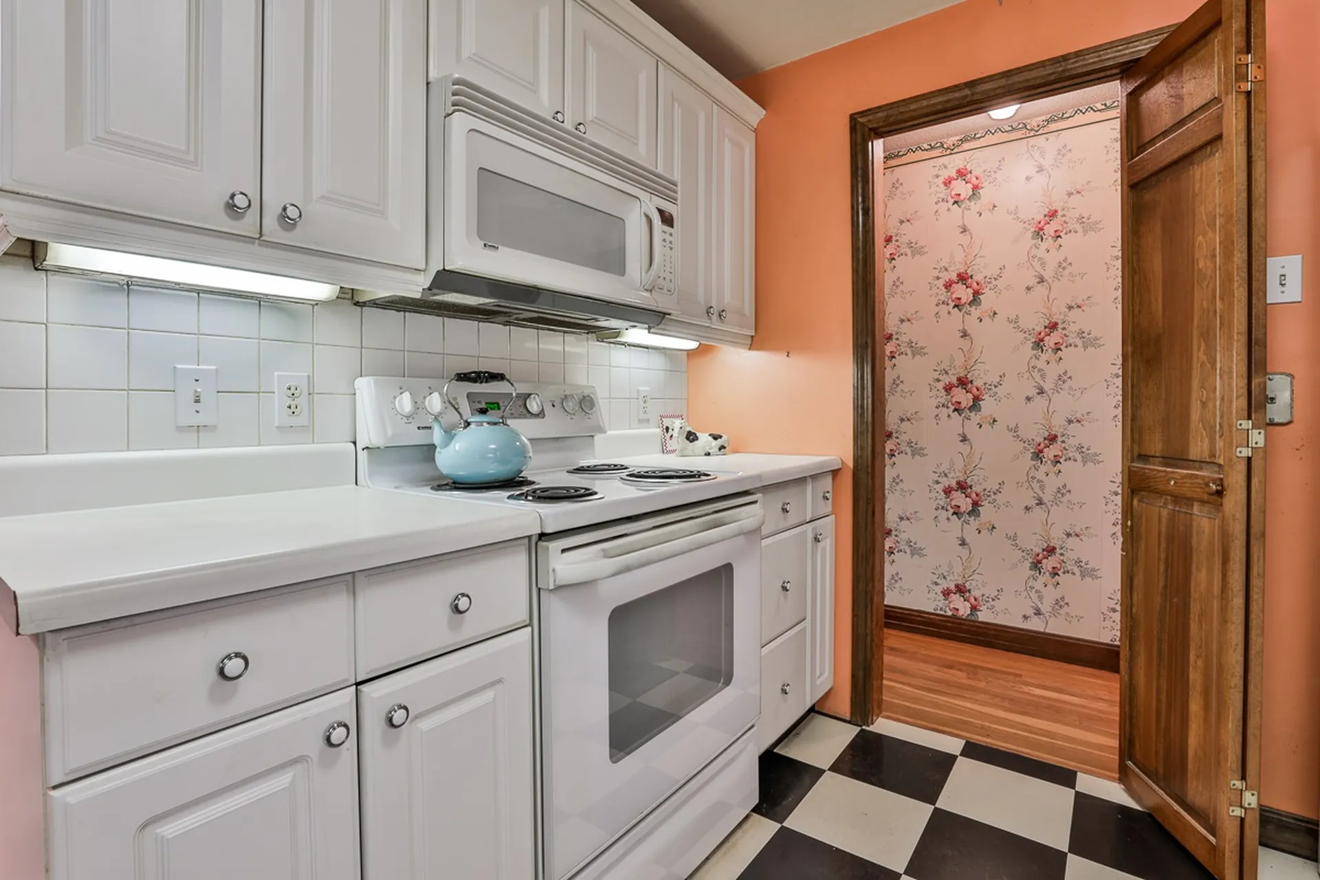 186 Wheeler Road Hollis NH 03049