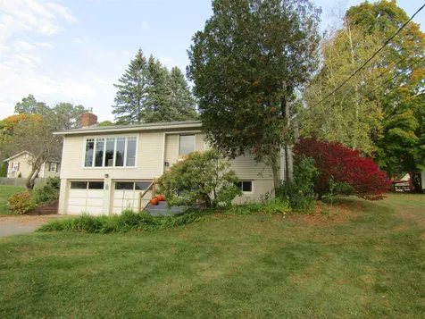 201 Stonybrook Drive Williston VT 05495