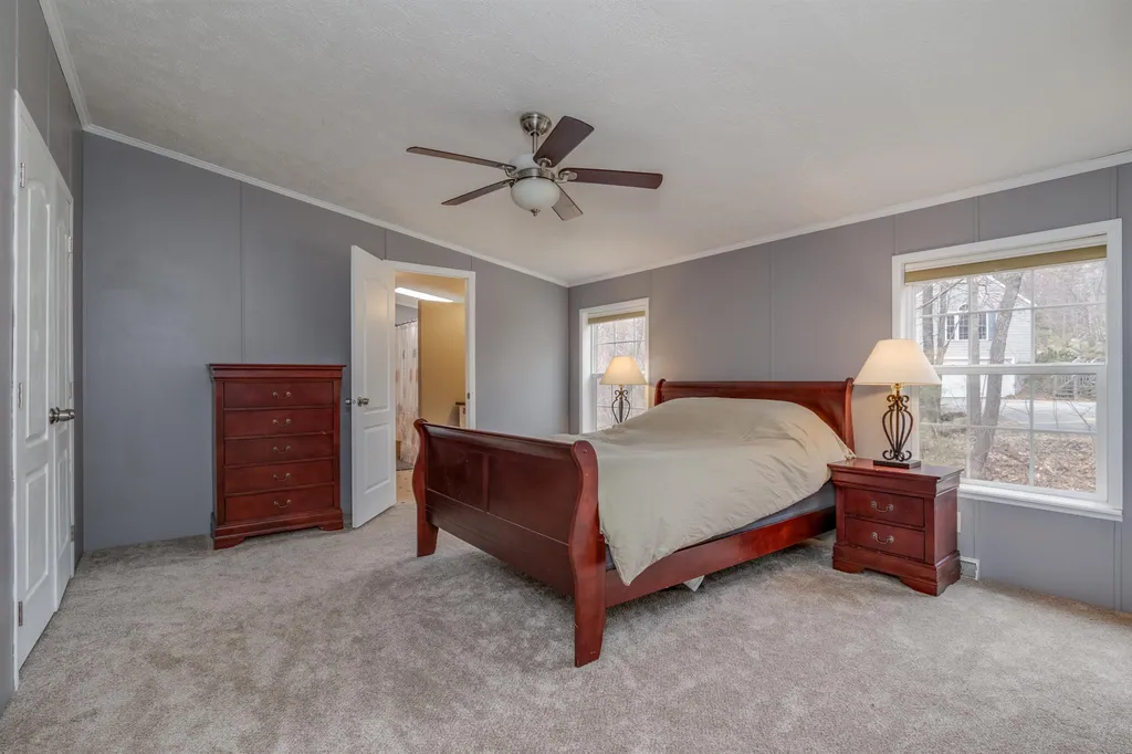 173 Lakeside Oaks Drive Barrington NH 03825
