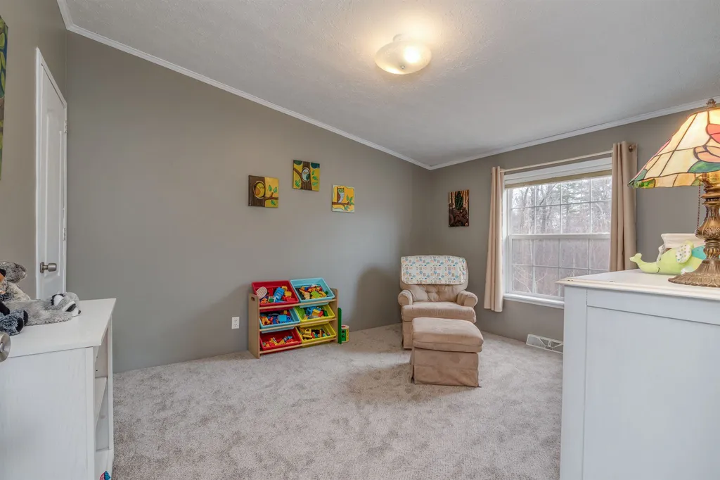 173 Lakeside Oaks Drive Barrington NH 03825