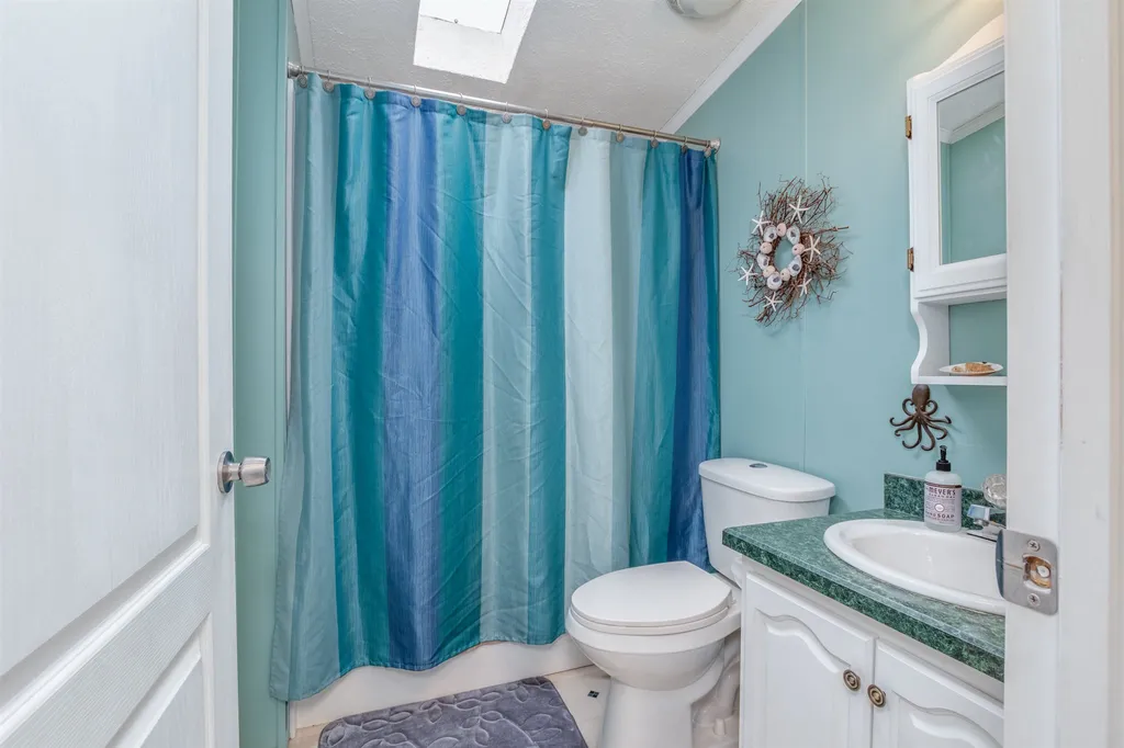 173 Lakeside Oaks Drive Barrington NH 03825