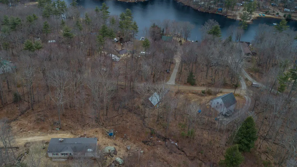 173 Lakeside Oaks Drive Barrington NH 03825