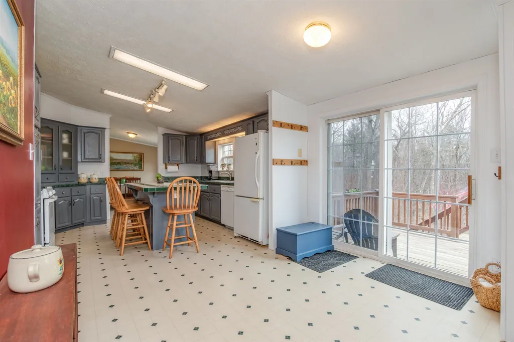 173 Lakeside Oaks Drive Barrington NH 03825
