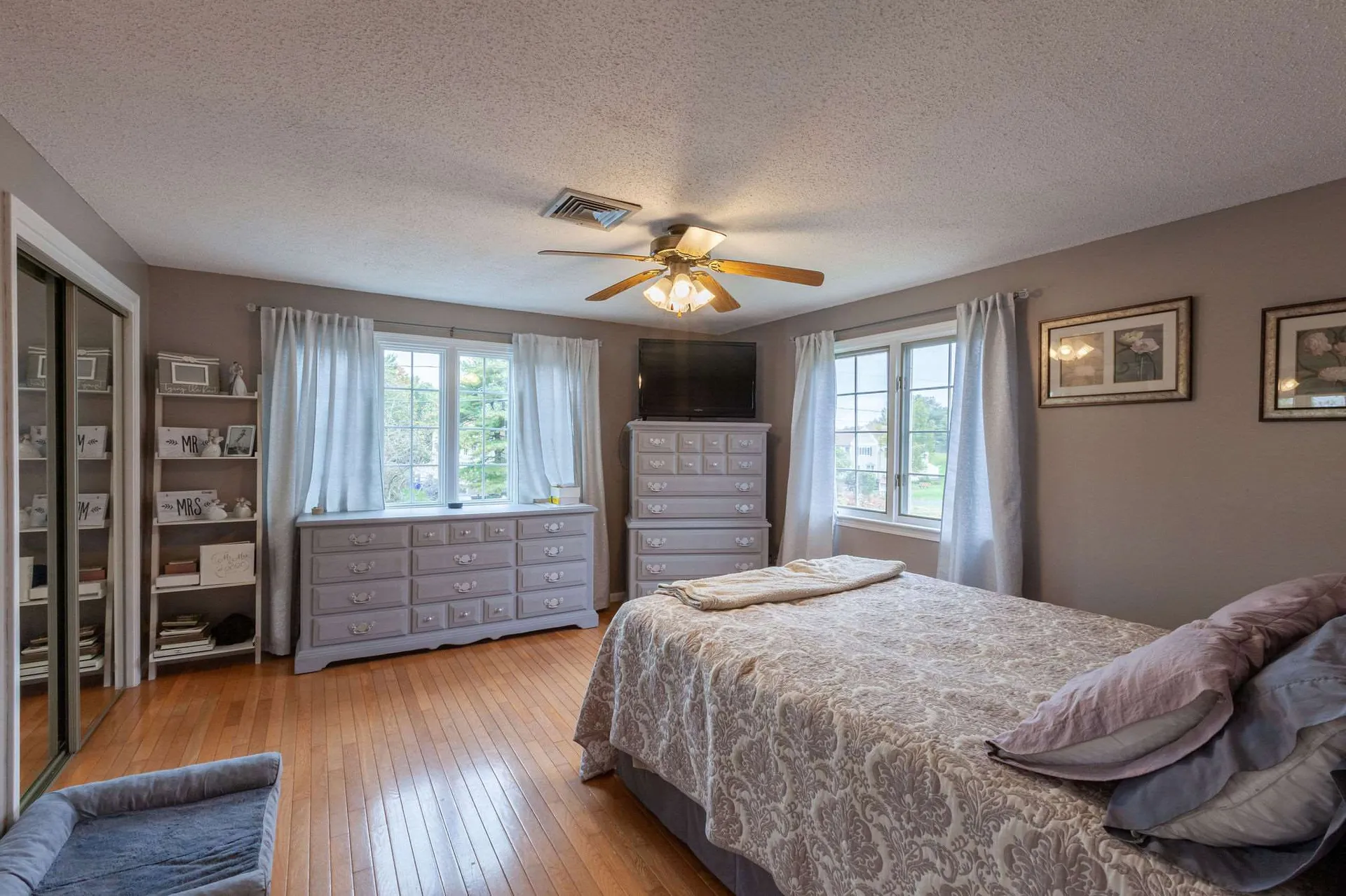 438 Fox Hollow Drive Hudson NH 03051