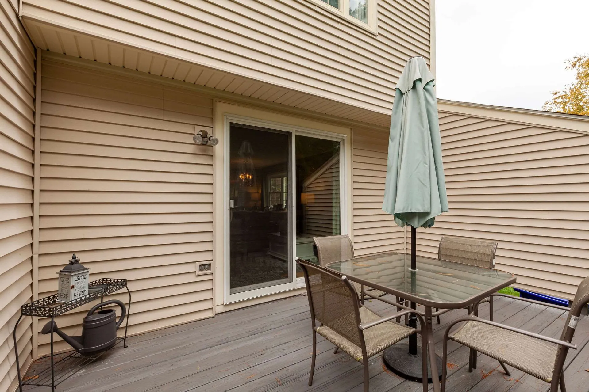 438 Fox Hollow Drive Hudson NH 03051
