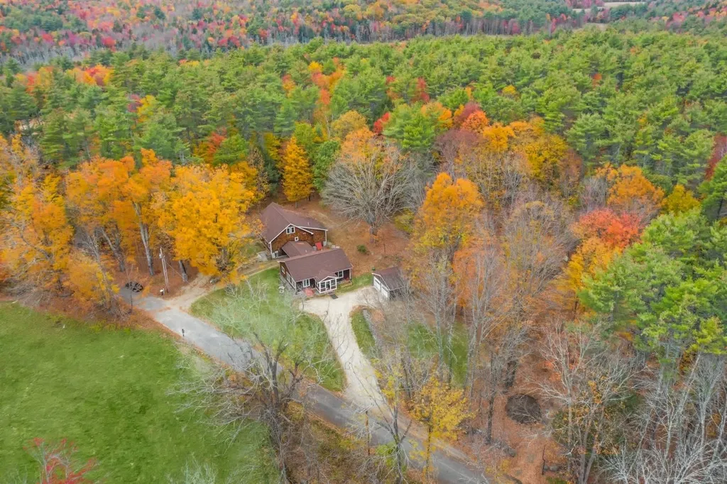 173 - 175 Old Town Farm Road Peterborough NH 03458