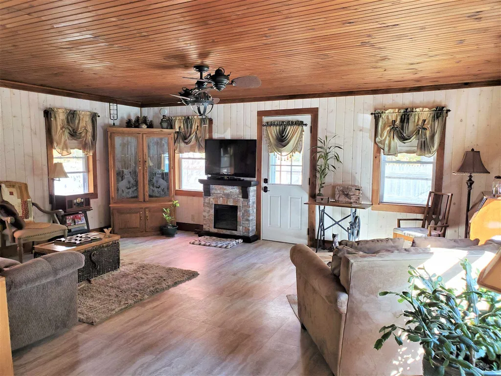 859 Route 16 Ossipee NH 03864