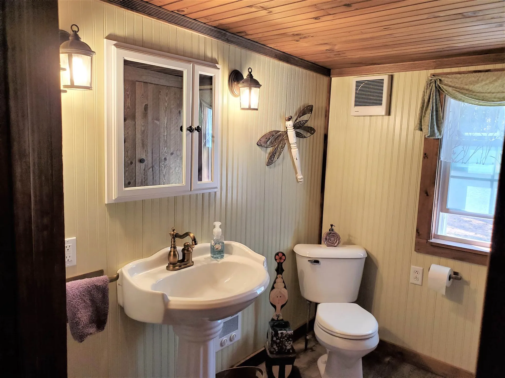 859 Route 16 Ossipee NH 03864