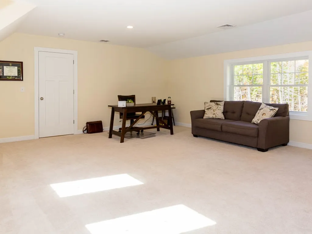 122 Mill Road Durham NH 03824