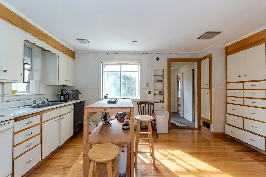 7 Wallingford Street Dover NH 03820