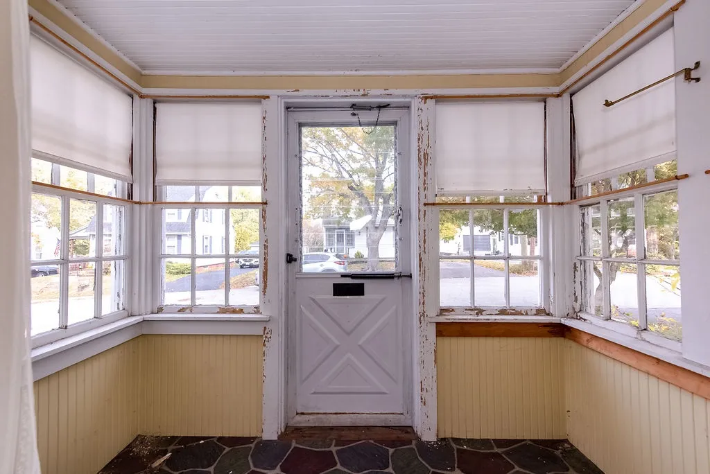 7 Wallingford Street Dover NH 03820