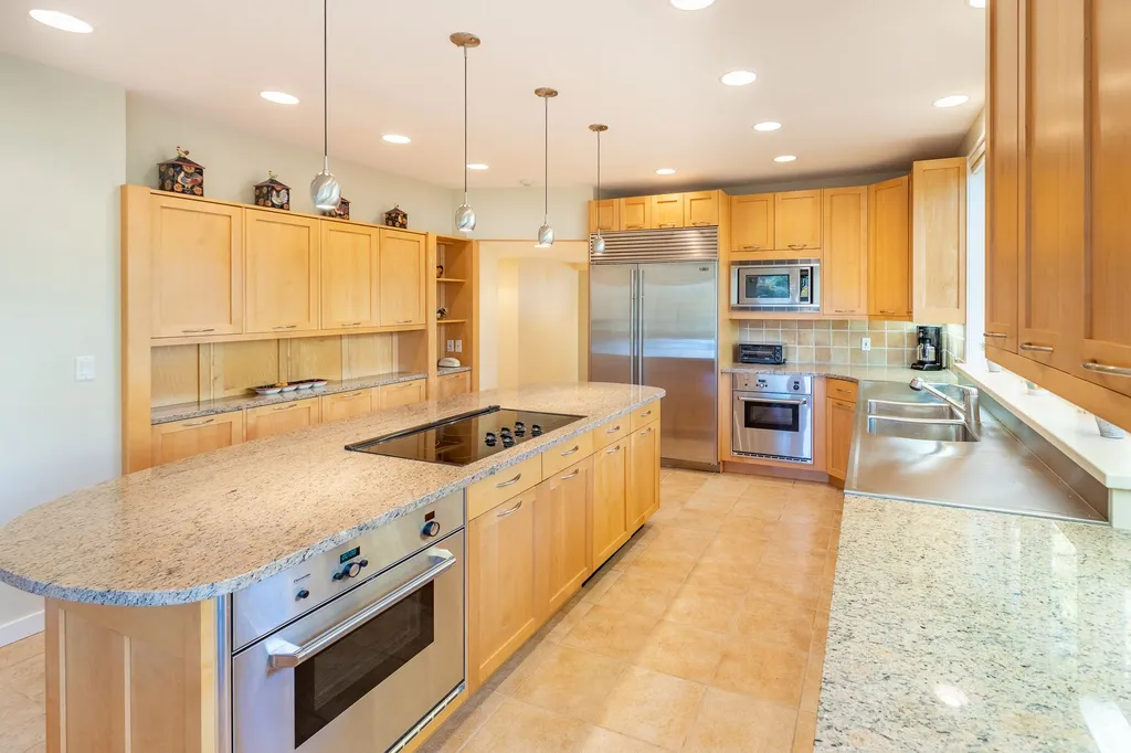 20 Occom Ridge Hanover NH 03755