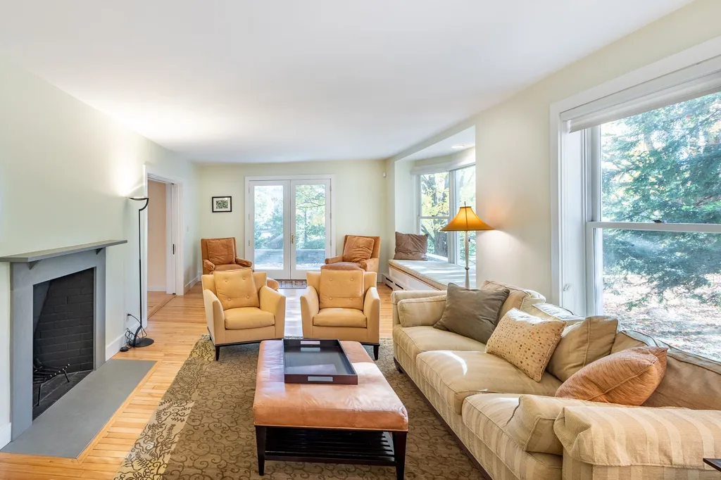 20 Occom Ridge Hanover NH 03755
