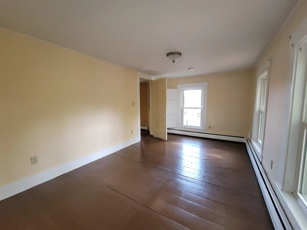 9 Hutchins Street Concord NH 03301