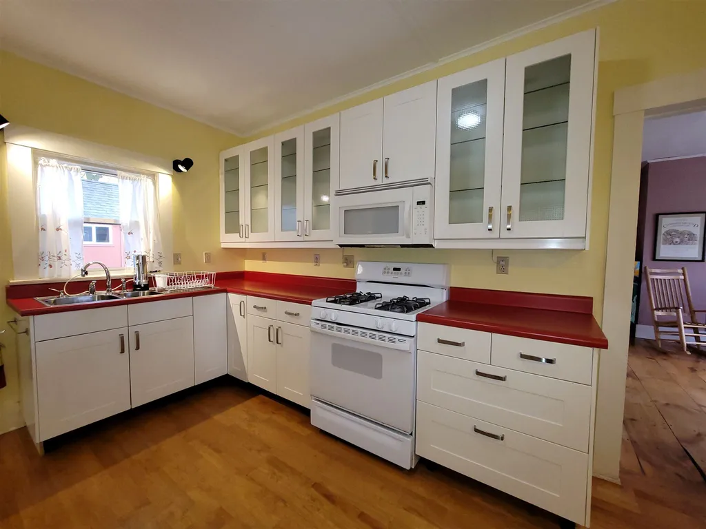 9 Hutchins Street Concord NH 03301