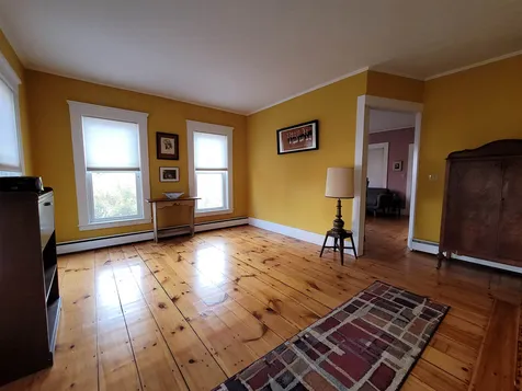 9 Hutchins Street Concord NH 03301