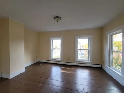 9 Hutchins Street Concord NH 03301