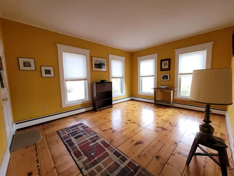 9 Hutchins Street Concord NH 03301