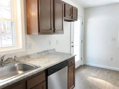 8A Red Oak Way Boscawen NH 03303