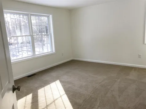 8A Red Oak Way Boscawen NH 03303
