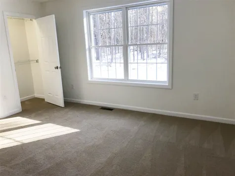 8A Red Oak Way Boscawen NH 03303