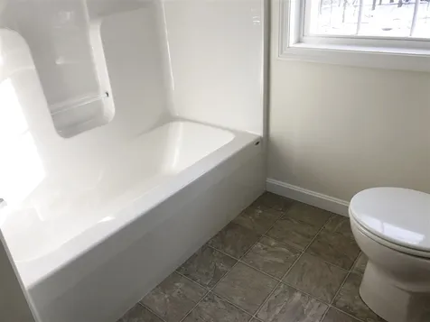 8A Red Oak Way Boscawen NH 03303