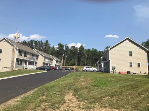 8A Red Oak Way Boscawen NH 03303