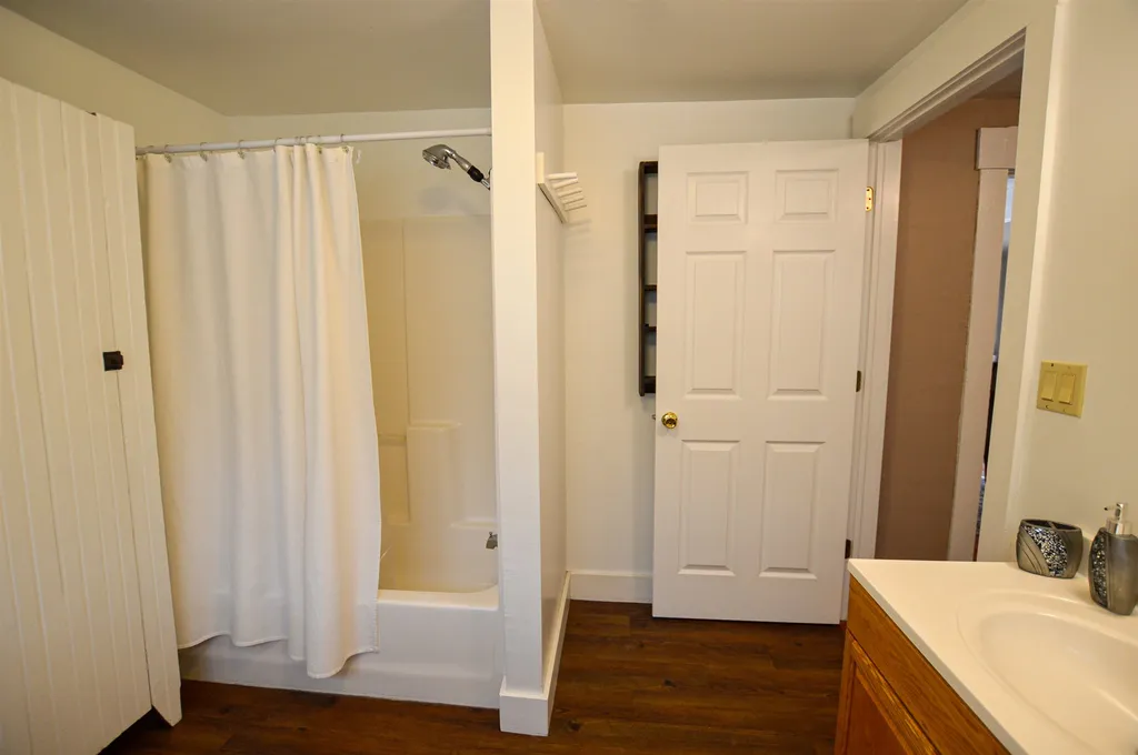 9 W Main Street Ludlow VT 05149
